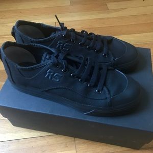 RAF SIMONS x Adidas Black Spirit V Canvas Sneaker